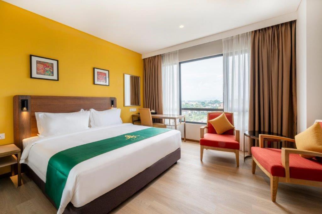Arena Premier Hotel Seremban Esterno foto