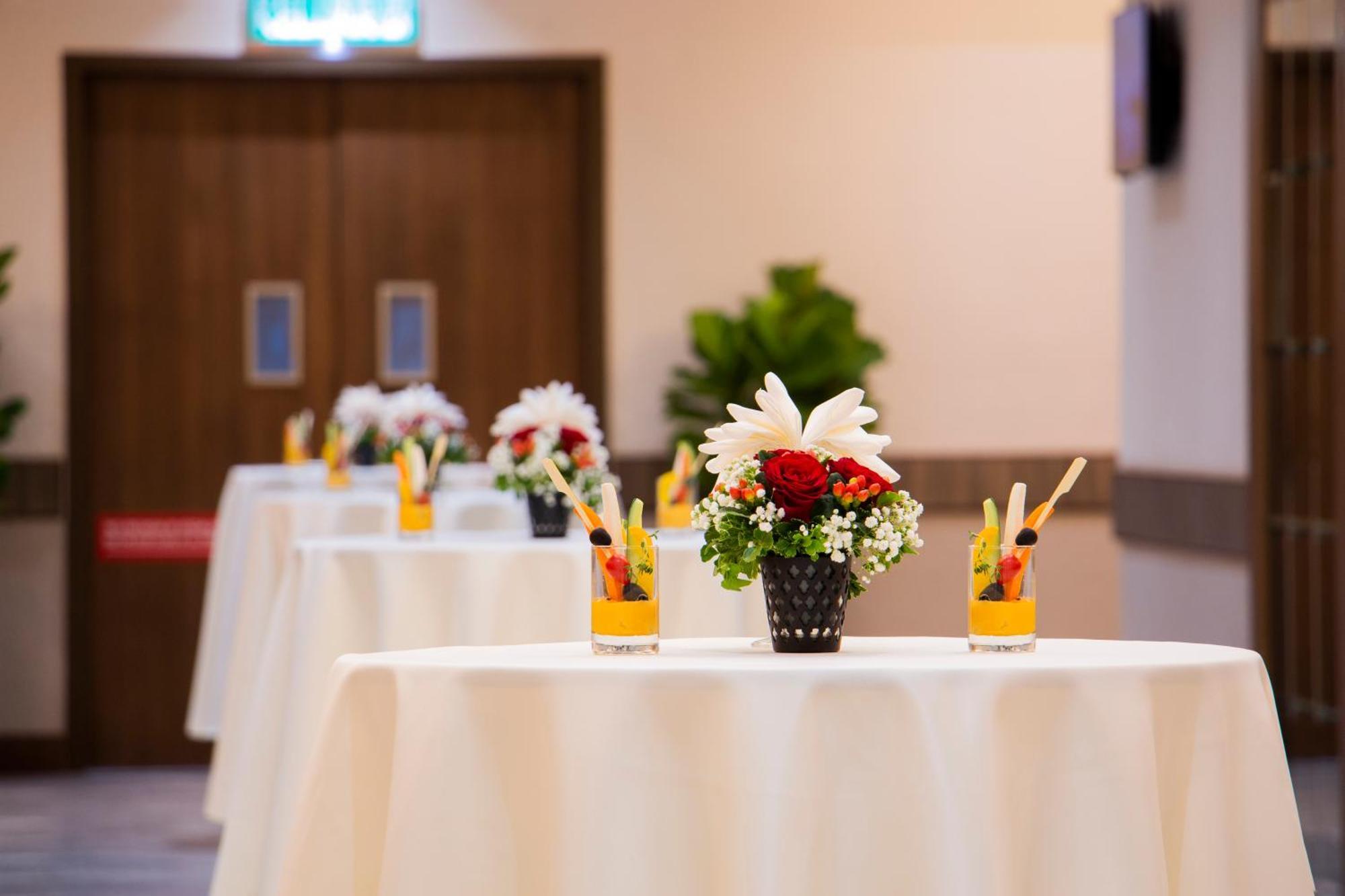 Arena Premier Hotel Seremban Esterno foto