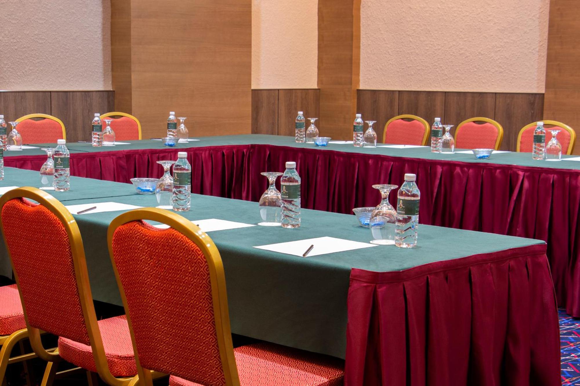 Arena Premier Hotel Seremban Esterno foto